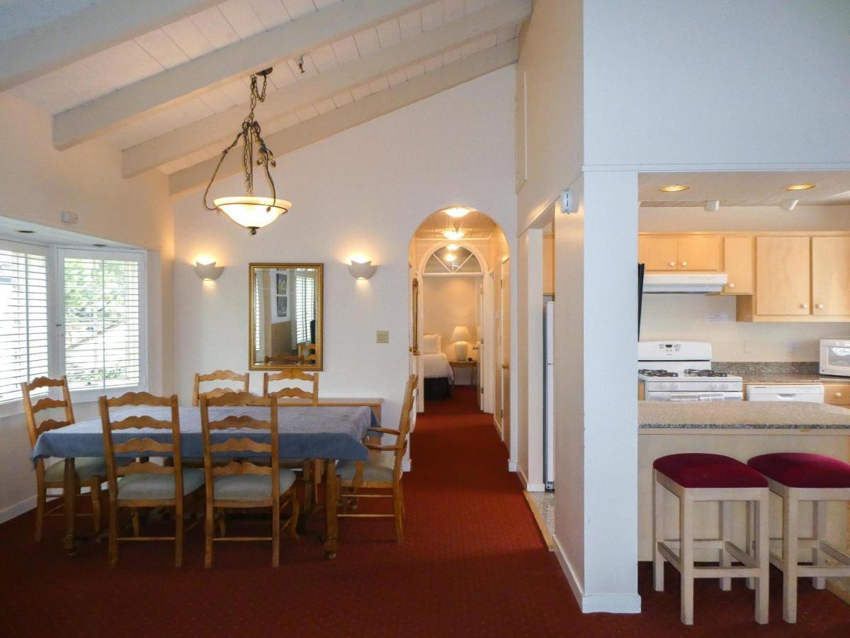 Briarwood Inn Carmel-by-the-Sea ภายนอก รูปภาพ